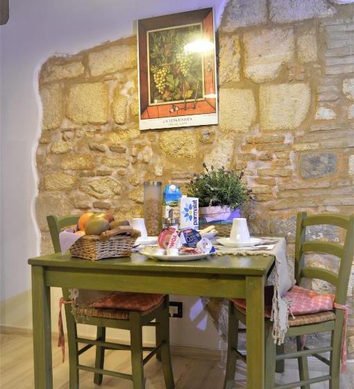 住宿加早餐  In Tarquinia Albergo Diffuso