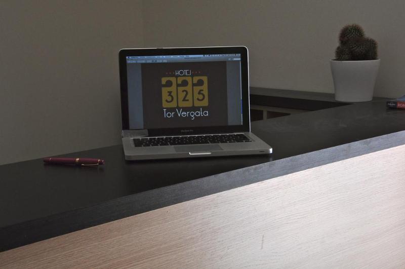 Fotos del hotel 325 Tor Vergata:  5