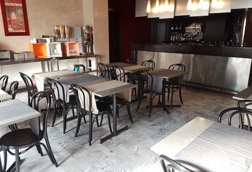 Fotos del hotel Adonis Arc Hôtel Aix:  27
