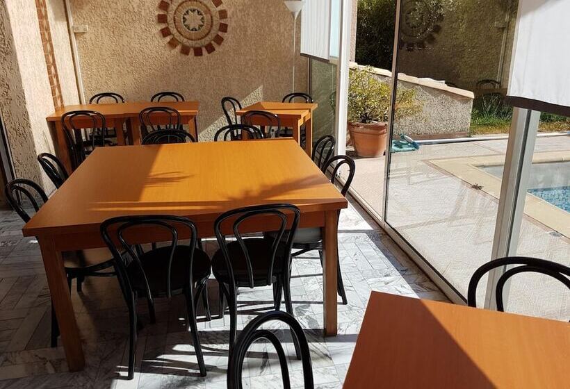 Fotos del hotel Adonis Arc Hôtel Aix:  21