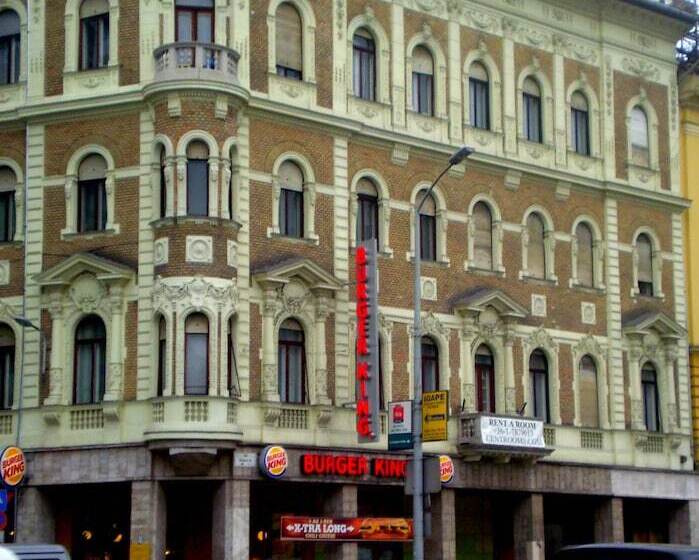 Fotos del hotel Centrooms House:  4