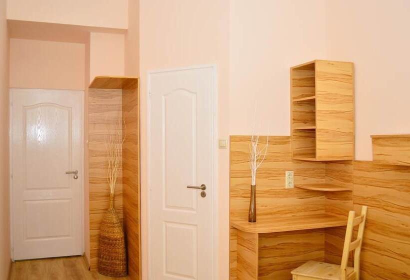 Fotos del hotel Centrooms House:  13