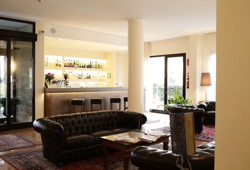 Fotos del hotel City:  25