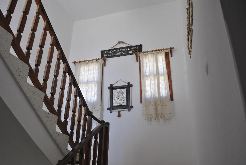 هتل Dionysia