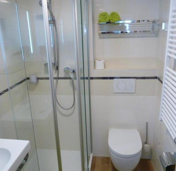 בית מלון כפרי Eden