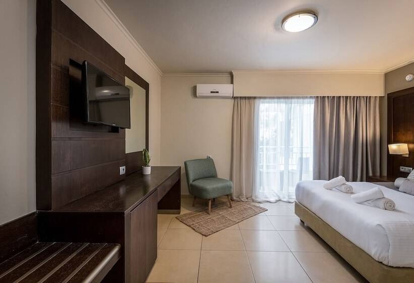 هتل Egeo Easy Living Resort