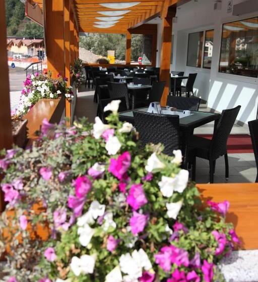 هتل Gran Vacanze Rooms & Apartments