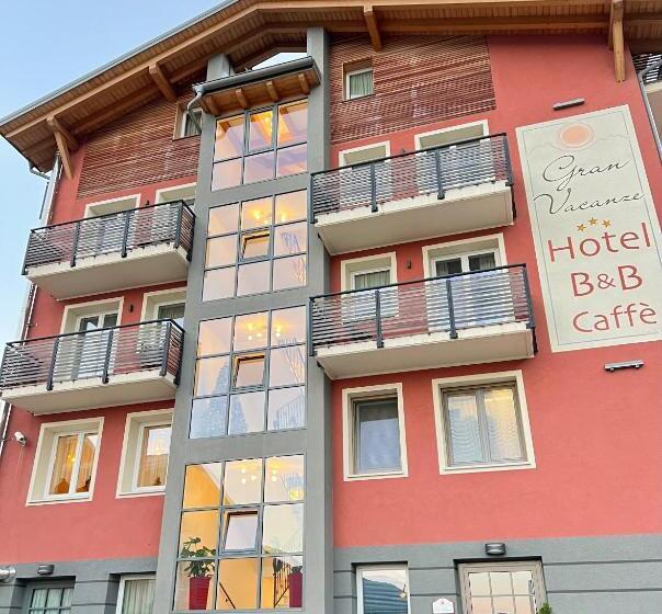 هتل Gran Vacanze Rooms & Apartments