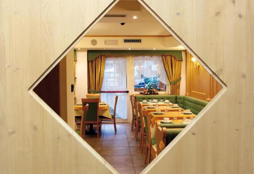 هتل Gran Vacanze Rooms & Apartments