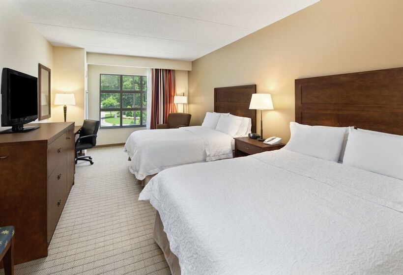 هتل Hampton Inn Columbus / South   Fort Benning