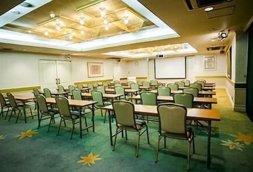 Fotos del hotel Hiroshima Intelligent  Stadium Mae:  15