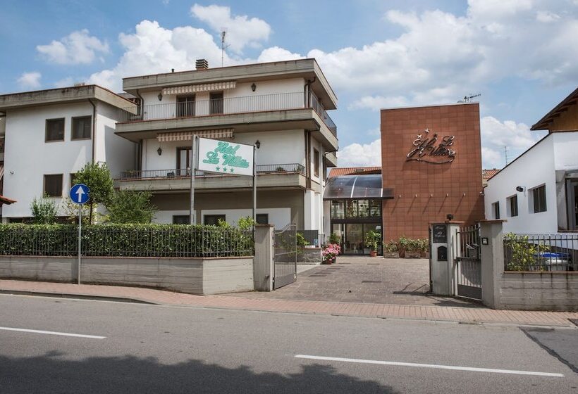 فندق La Villetta