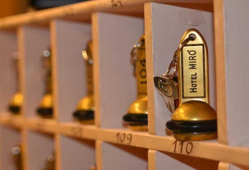 هتل Miro
