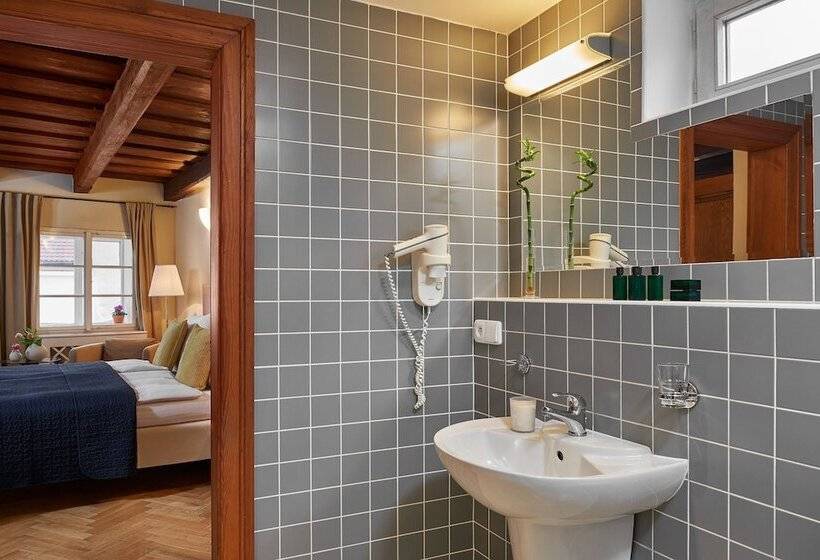 Fotos del hotel Mostecká 12 Residence:  10