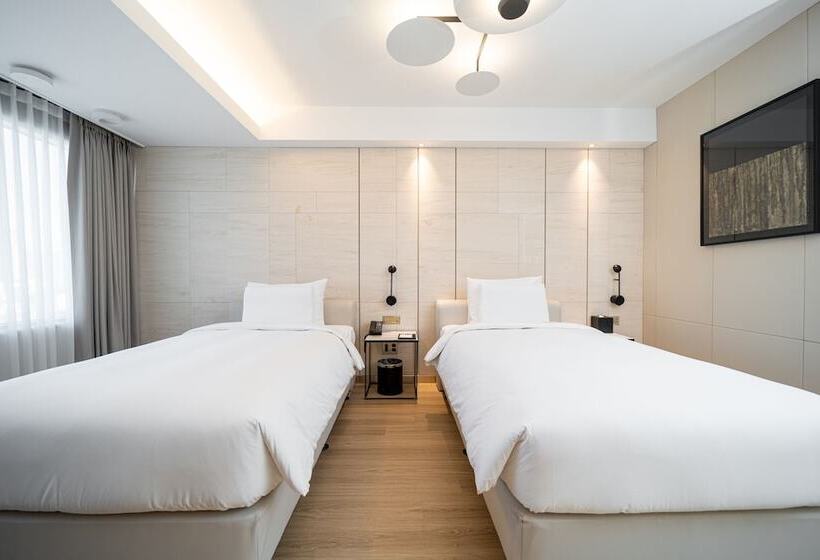 Eliena Hotel Seoul Gangnam