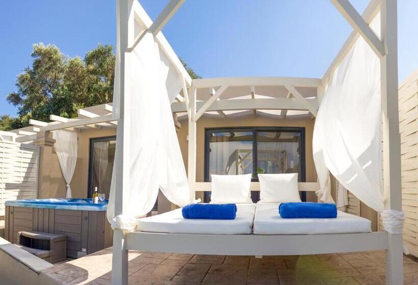 هتل Palms And Spas Villas Retreat