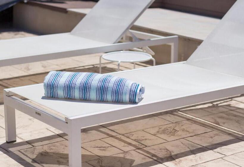 هتل Palms And Spas Villas Retreat