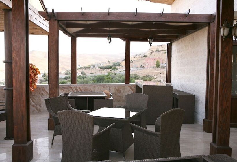 Seven Wonders Hotel   Petra