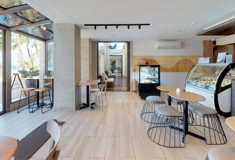 בית מלון כפרי The District Boracay