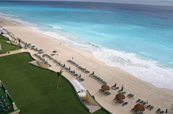 Fotos del hotel The Royal Islander – An All Suites Resort:  24