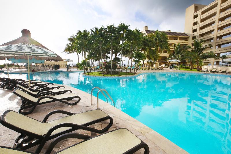 Fotos del hotel The Royal Islander – An All Suites Resort:  29