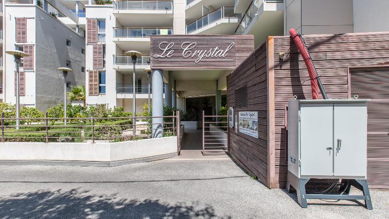 هتل Vacanceole  Residence Le Crystal