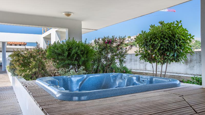 هتل Vacanceole  Residence Le Crystal