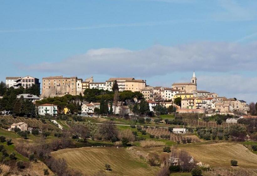 The Italian Countryside Agriturismo Collina Delle Streghe