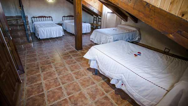 ユースホステル Casa Rural Castillo Diempures