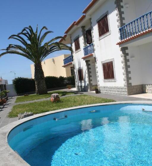 هاستل Santa Beach House