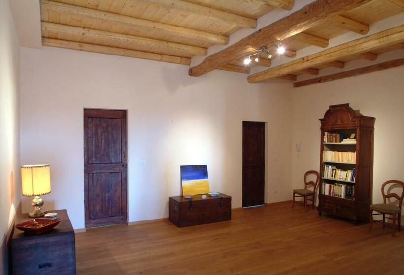 مبيت وإفطار Al Podere Santa Cristina