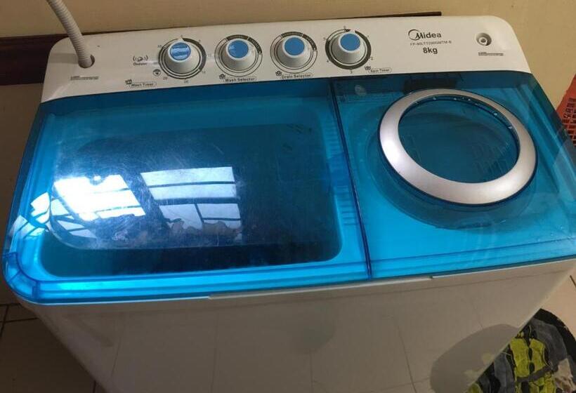 مبيت وإفطار Guesthouse Cavite