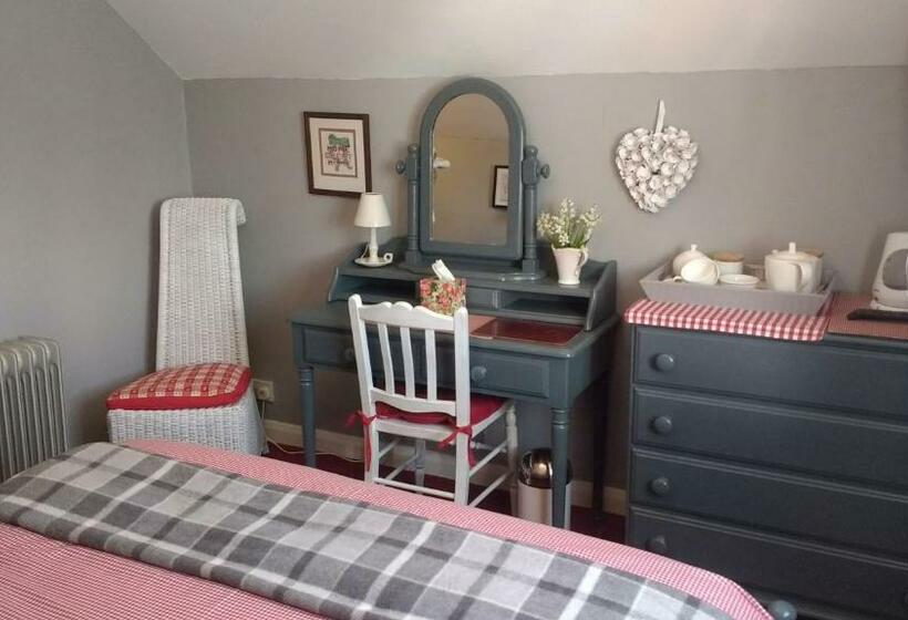 민박 Tilly Cottage