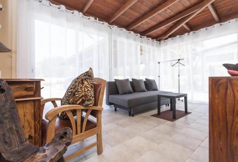 مبيت وإفطار Villa Jany  Adults Only