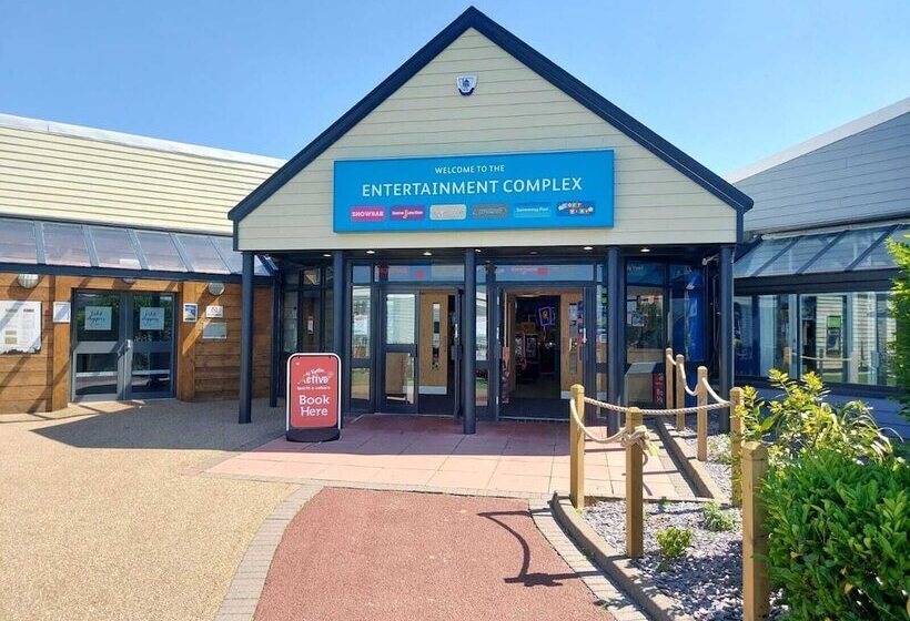 Cayton Pines Lodge At Cayton Bay Holiday Park