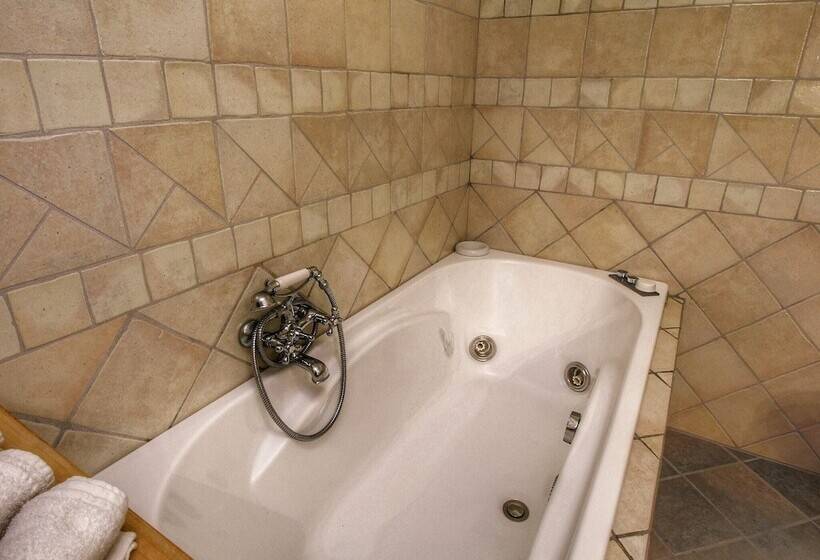 Fascinating Cottage In Bellamonte With Sauna