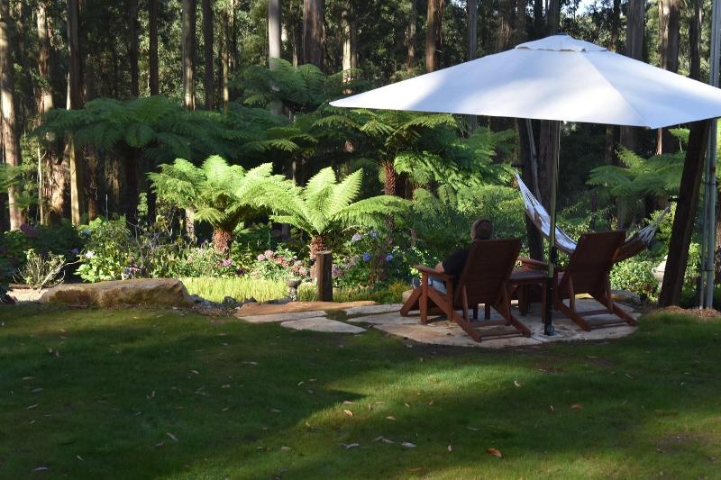 Garden Cottage At Fern Falls Cottages