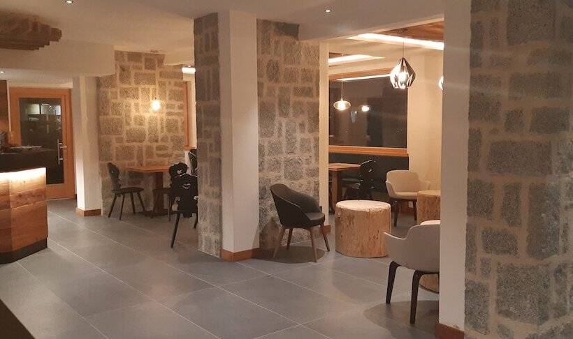 هتل Edelweiss Alpine Nature