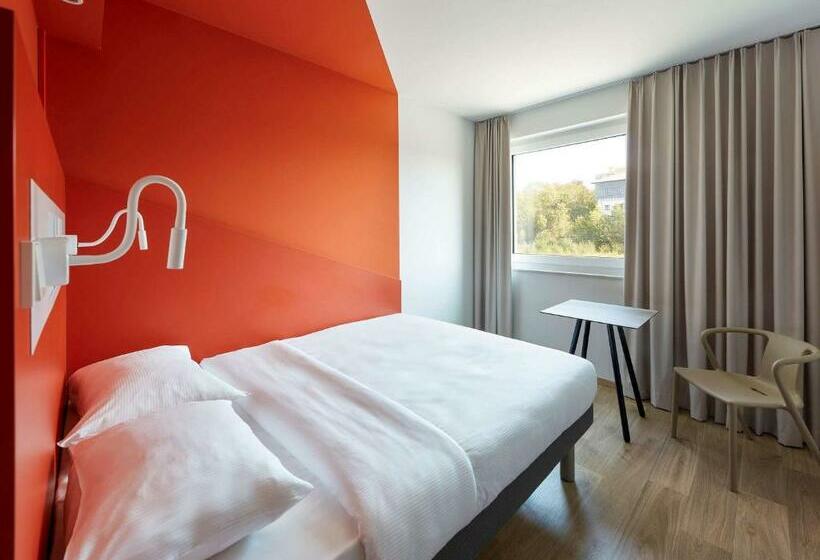 בית מלון כפרי Ibis Budget Bayreuth