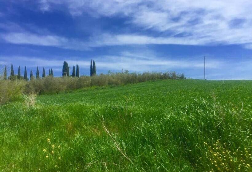 Отель Il Girasole Terzuolo