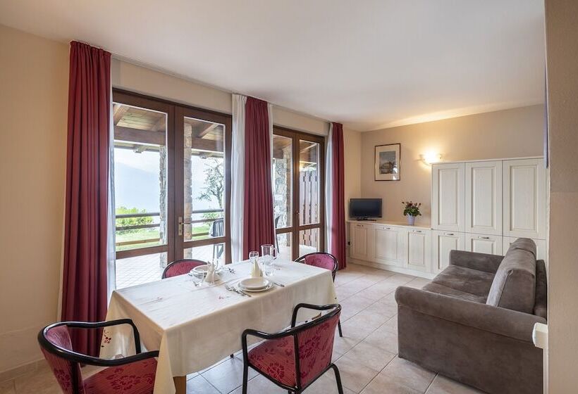 فندق Residence Pineta Campi