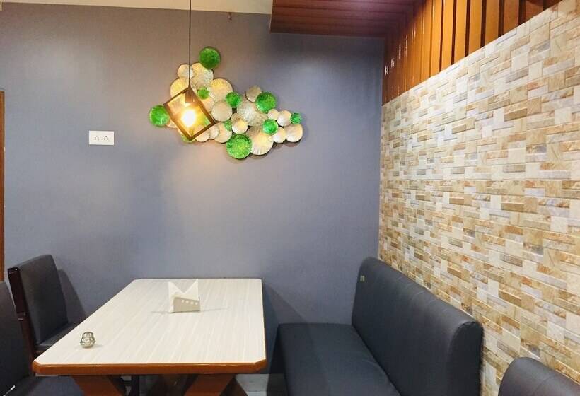 酒店 Satkar