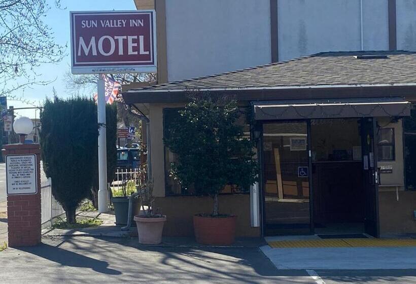 مُتل Sun Valley Inn
