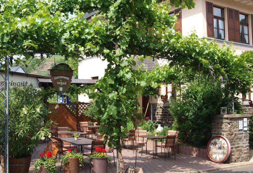 ペンション Ferienweingut Villa Hausmann
