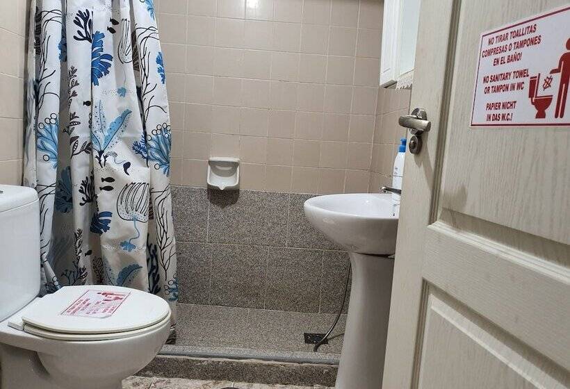 بنسيون Low Cost Room Las Llaves 3
