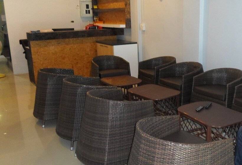 Aonang Chokdee Hostel