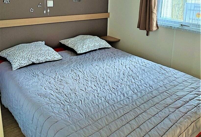هتل Mobil Homes Deux Chambres