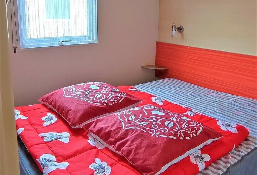 هتل Mobil Homes Deux Chambres