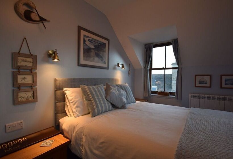 پانسیون Fort Charlotte Guest House