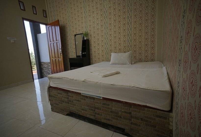 تختخواب و صبحانه Bira Panda Beach 2